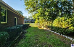 2632 Pineland Cir, Hartsville, SC 29550