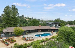 4650 Canoga Ave, Woodland Hills, CA 91364
