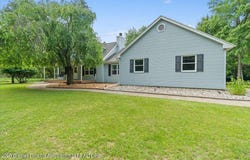 1644 E Dexter Trail, Dansville, MI 48819