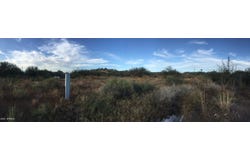 1640 N CASCABEL Road, Benson, AZ 85602