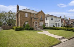 660 Mckinley Street, Gary, IN 46404