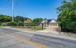 3103 Park Lake Drive, Waco, TX 76708