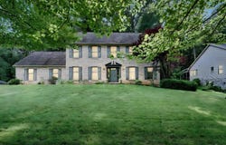 526 WOODLAND CIRCLE, LEBANON, PA 17042