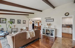 8139 W BRYN MAWR Avenue, Norwood Park, IL 60631