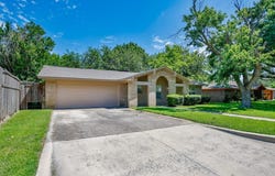 2003 Oneal Street, Gainesville, TX 76240