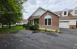 100 David Dr, Raritan Twp., NJ 08822-5120