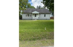 49 Lewis Street, Maine, NY 13760