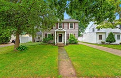 342 5TH Street, NEENAH, WI 54956