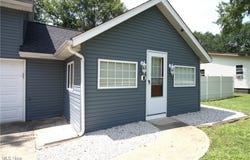 1075 S Wabash Avenue, Brewster, OH 44662
