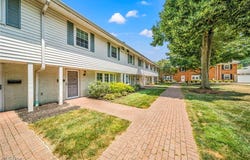 15 Meadowlawn Drive unit: 6, Mentor, OH 44060