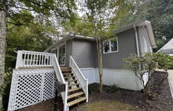 102 Oxford Rd, Oak Ridge, TN 37830