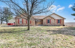 4842 Indian Hills Drive, Edwardsville, IL 62025