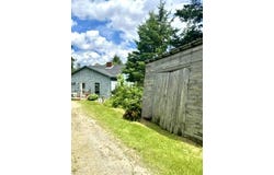 16 Rice Road, Harrington, ME 04643
