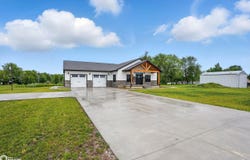 202 Franklin 8th Street, Donnellson, IA 52625
