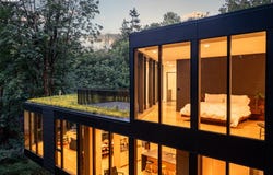 6371 NW WINSTON DR, Portland, OR 97210
