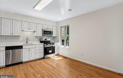 12234 GREENLEAF AVE, POTOMAC, MD 20854
