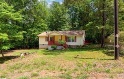 560 Center Drive, Taylors, SC 29687