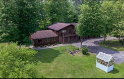 526 Pleasant Valley Rd, Bullskin Twp, PA 15425