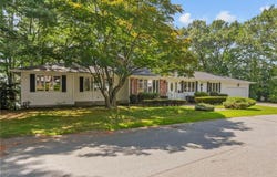 2 Julia Drive, North Providence, RI 02911