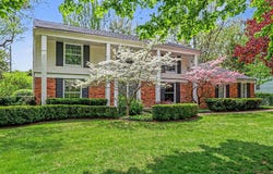 910 S Shady Hollow Circle, Bloomfield Hills, MI 48304