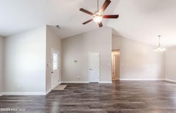 501 Waldorf Court, Hubert, NC 28539