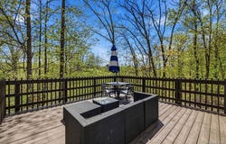 207 Forest Creek Lane, Grand Island, NY 14072