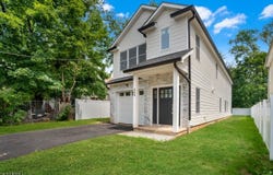 409 John St, Plainfield City, NJ 07060-2028
