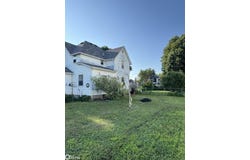 110 W Walnut Avenue, Manly, IA 50456