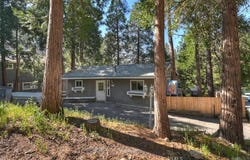 770 Berne, Crestline, CA 92325