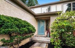811 HAGYS FORD ROAD, PENN VALLEY, PA 19072