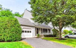 48 Kingswood Rd, Branchburg Twp., NJ 08876-7429