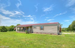 115 NW 90th Lane, Lamar, MO 64759