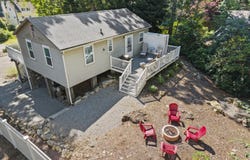 34 Marshfield Road, East Lyme, CT 06357