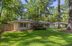 5235 Hialeah Drive, Jackson, MS 39211
