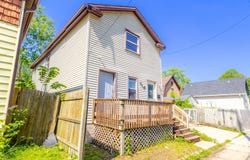 710 Kewaunee St, Racine, WI 53402