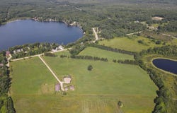 2812 Shoreline Dr, Lupton, MI 48635