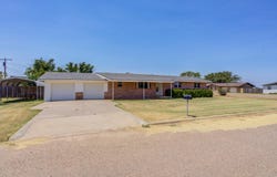 1619 Ave L, Ralls, TX 79357