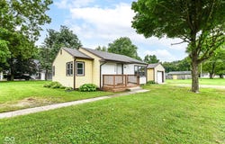 2500 S N Street, Elwood, IN 46036