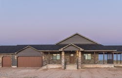62 BIG LOOP Road, Pinedale, WY 82941