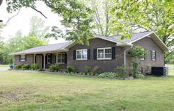 735 Mcville Rd, Boaz, AL 35957