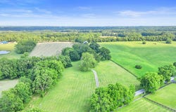 4036 North Cleveland Road, Lexington, KY 40516