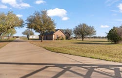 3578 Woodard Avenue, Cleburne, TX 76033