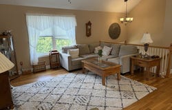17 Lynwood Street, Fall River, MA 02721