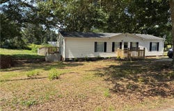 200 Sullivan Road, Fair Play, SC 29643