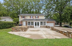 223 Shadowbrook Drive, Burlington, NC 27215
