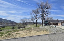 17701 Bold Venture Drive, Tehachapi, CA 93561