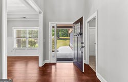 1885 Bradbury, Grantville, GA 30220