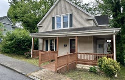 919 Russell Street, Bristol, VA 24201