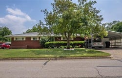 912 Maxwell NW, Ardmore, OK 73401