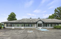 789 Main St, Great Barrington, MA 01230